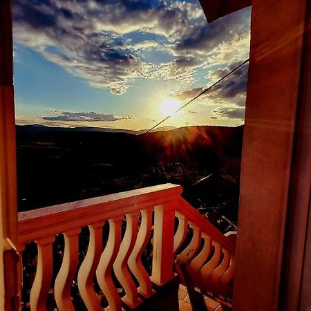 Woodstone Apartman Подгорица Екстериор снимка